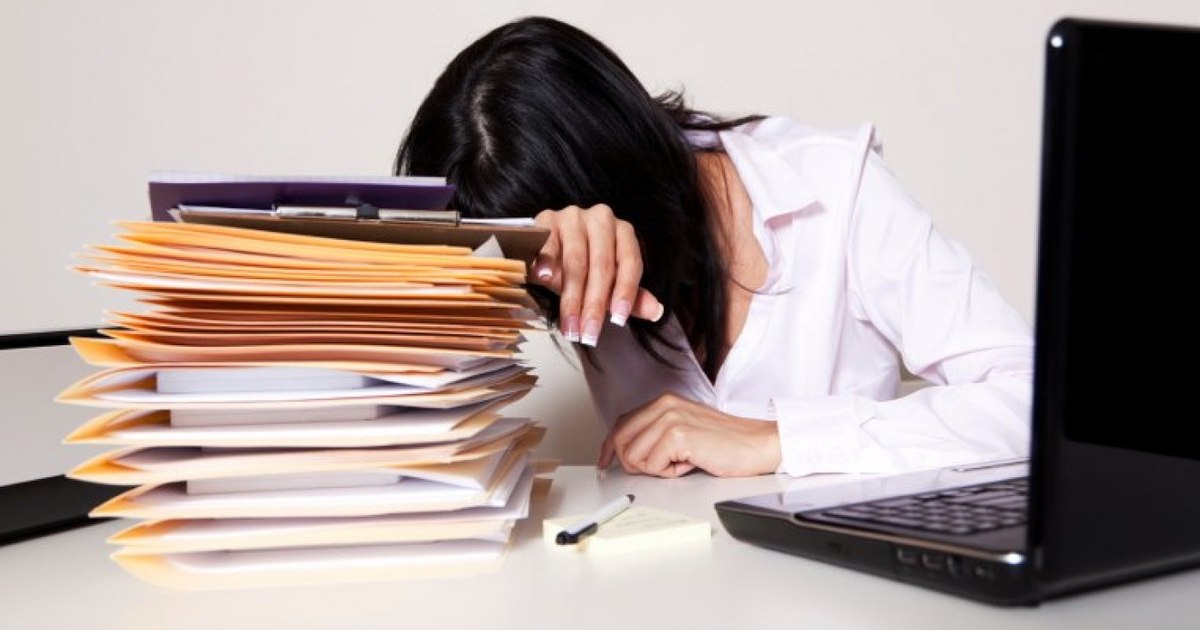 Doar 1 din 3 români ar recomanda jobul lor altor persoane. Cât de fericiți suntem la muncă