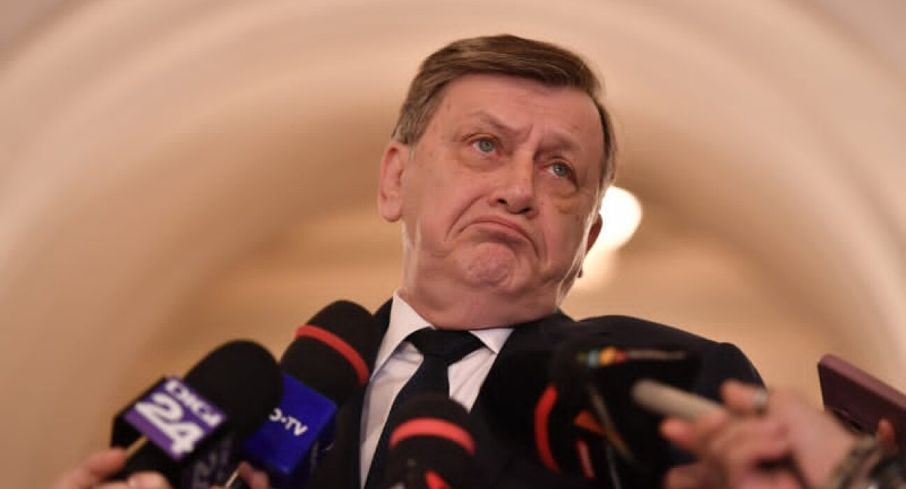 Crin Antonescu, derapaj despre Victor Ponta. Ce a putut spune, în direct