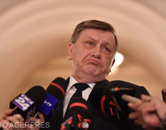 Crin Antonescu, derapaj despre Victor Ponta. Ce a putut spune, în direct
