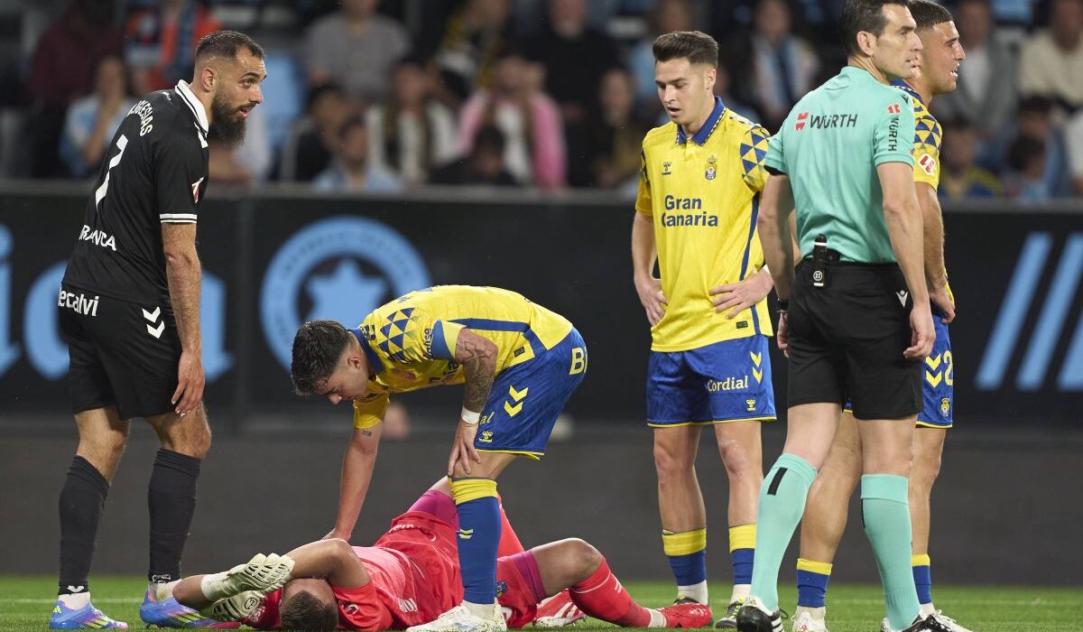 Accidentare de groază în La Liga » Fostul jucător al Barcelonei s-a ales cu intestinul subțire perforat