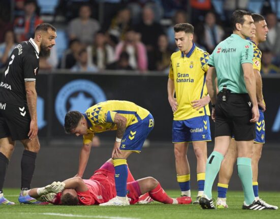 Accidentare de groază în La Liga » Fostul jucător al Barcelonei s-a ales cu intestinul subțire perforat