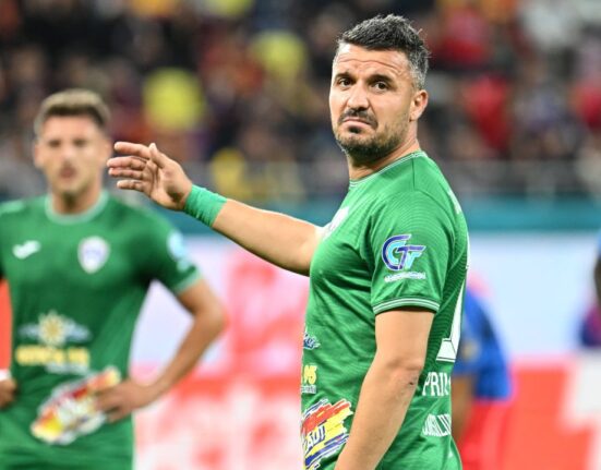 Budescu, poftit să iasă „la pensie“: Ilie Stan, replică tăioasă pentru un jucător care a „păcălit“ fotbalul destul