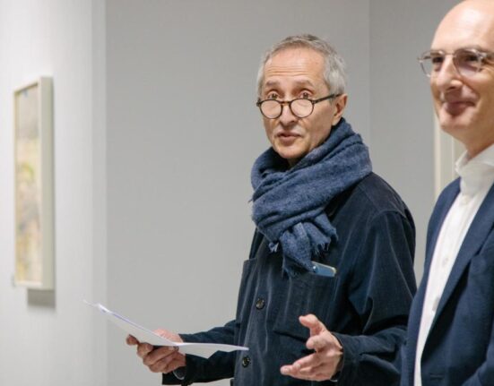 Premieră internațională: Peste 250 de lucrări ale artistului Ștefan Bertalan sunt expuse la Fundația Art Encounters, în cadrul unei ample retrospective curatoriate de Bernard Blistène