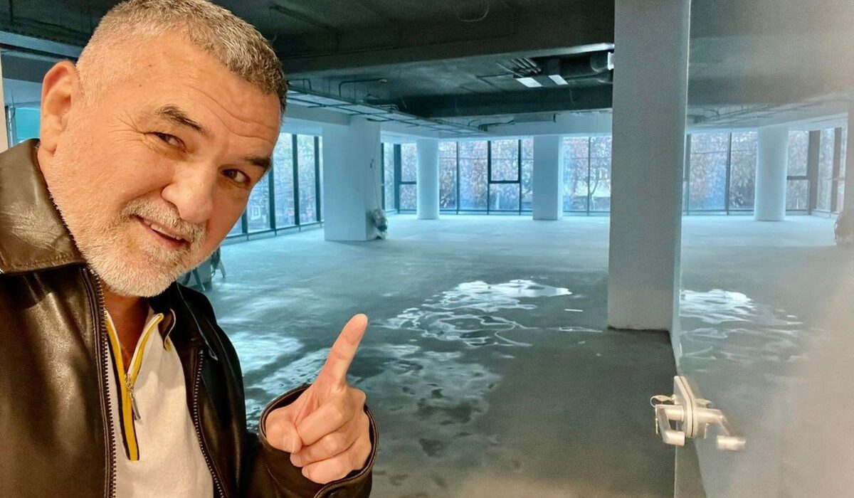 Leonard Doroftei a avut parte de un cadou unic în ziua în care a împlinit 55 de ani: are primul nepot!