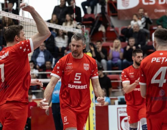 Dinamo București, CAMPIOANA României la volei masculin, după trei decenii de la ultimul titlu! Sală plină la Brașov