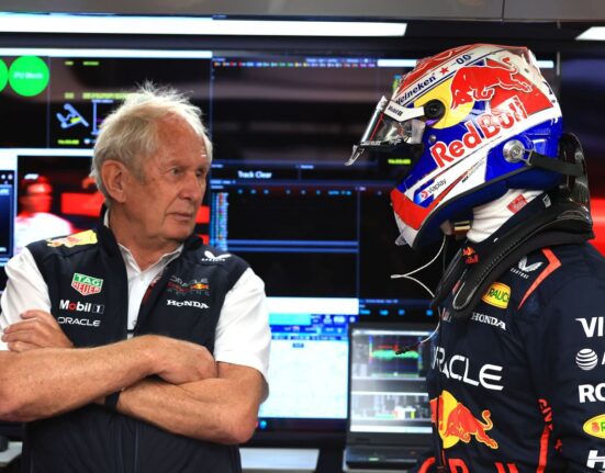 Helmut Marko, diagnostic grav pentru Red Bull: „Suntem prea lenți și supraîncălzim pneurile, stăm doar 4 tururi cu Lando Norris”