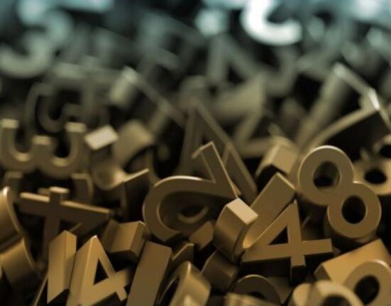 Semnificația ascunsă a numerelor: Cum poți folosi numerologia în viața ta cotidiană