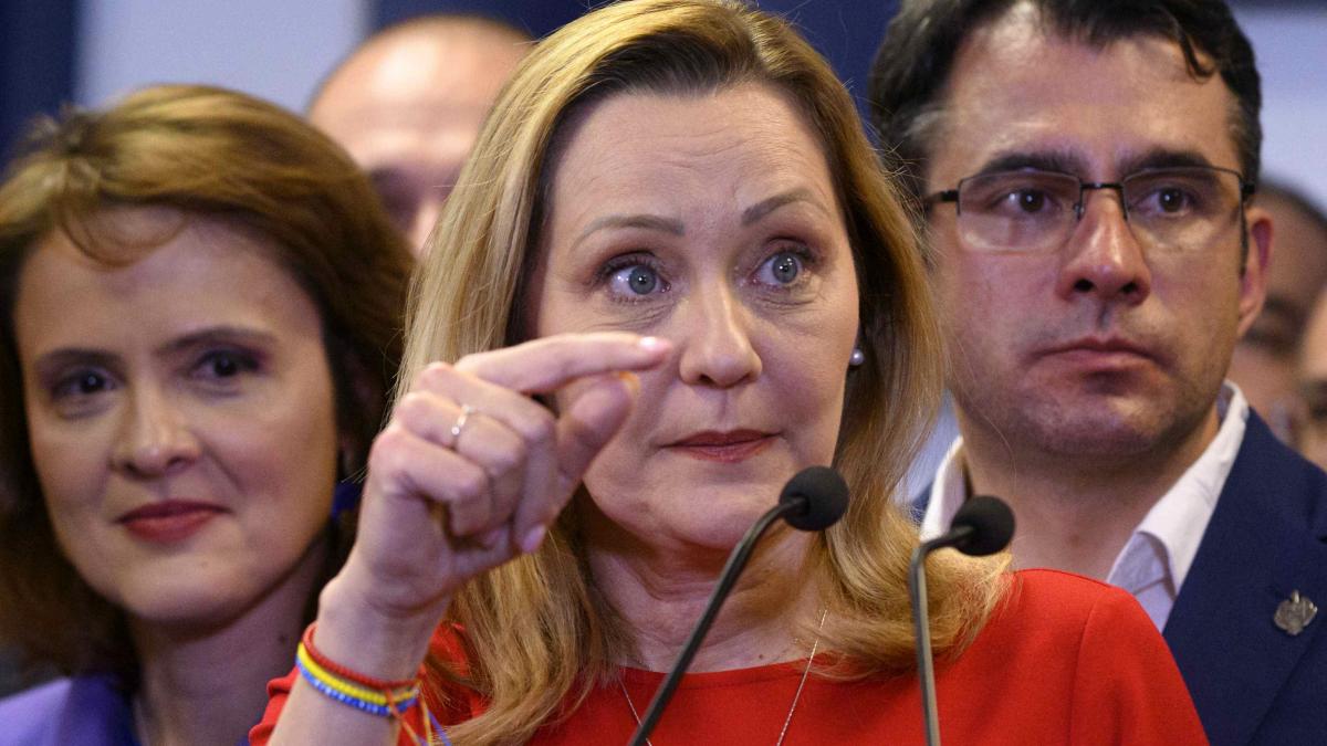 Lasconi cere publicarea documentelor care au stat la baza hotărârii CNSAS în cazul lui Antonescu