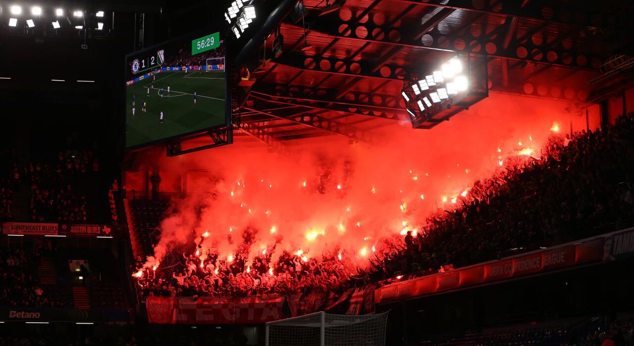 Polonezii au ”aprins” Stamford Bridge! Imagini de colecție de la Chelsea