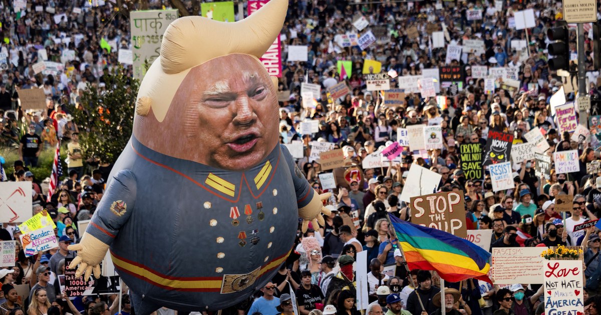 SUA se pregătesc pentru un nou val de manifestații. Sute de proteste anti-Trump, planificate în mai multe orașe