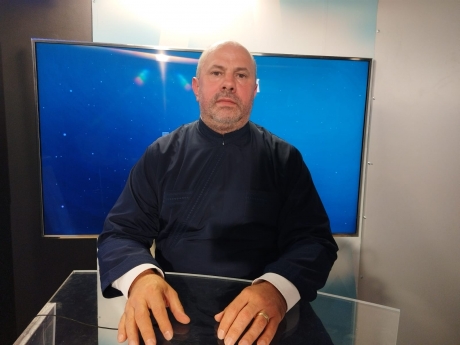 ‘Mort a fost și a înviat’. Misiunea părintelui Tudor Gheorghe: să aducă înapoi la viață tinerii rătăciți pe calea dependenței