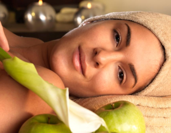 Ai exagerat cu mâncarea de Paște? Cât trebuie să alergi ca să arzi o felie de cozonac? Află aici