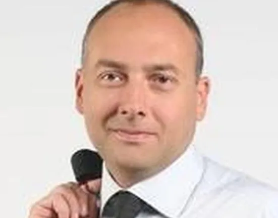 O Americă mai puternică = un dolar mai slab