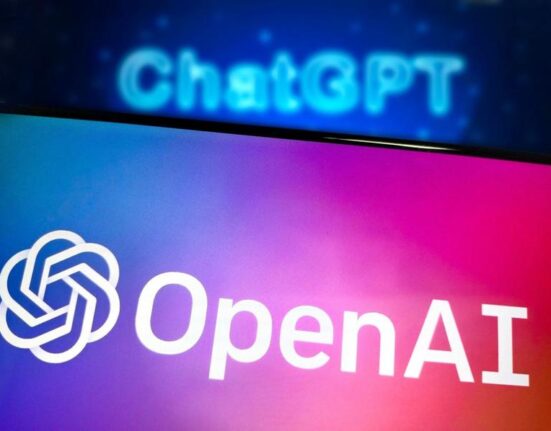 OpenAI ar fi interesată să cumpere Chrome, a spus șeful ChatGPT într-o mărturie dată într-un proces