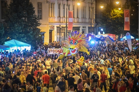 Începe vânzarea biletelor pentru Festivalul Internaţional de Teatru de la Sibiu