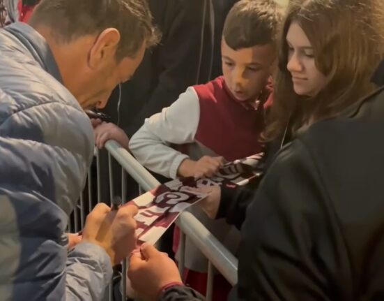 Doar patru cuvinte a rostit Marius Măldărășanu în fața fanilor lui Rapid » Furioși, suporterii l-au chemat la echipă