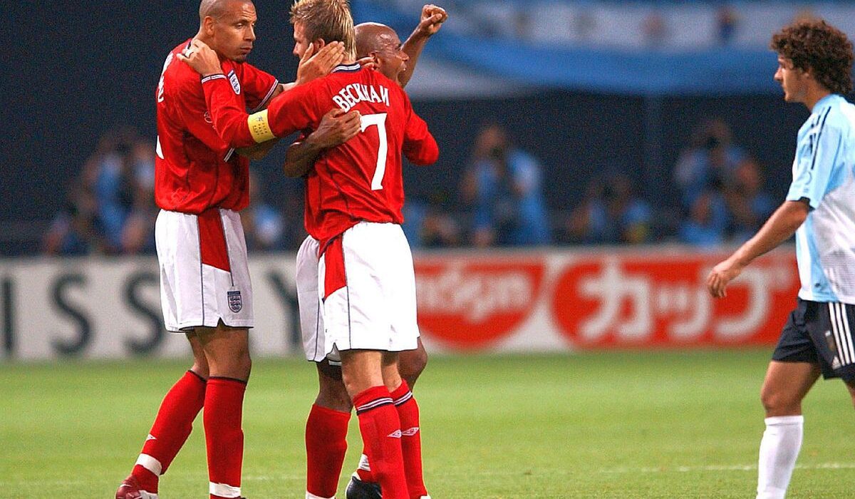 A câștigat milioane din fotbal, dar a intrat în faliment » Datoria pe care nu a putut s-o plătească fostul star al Angliei