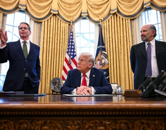 SUA admite că întreține o strategie de „incertitudine” în impunerea taxelor vamale: „Nu îi vei spune persoanei de cealaltă parte a negocierilor unde te vei opri”