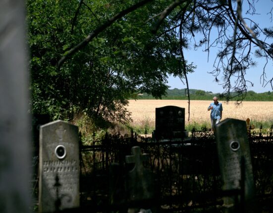 Sârbii îi fac concurenţă lui Dracula: ei susțin că acum 300 de ani, într-un sătuc al lor, a fost văzut pentru prima dată un vampir