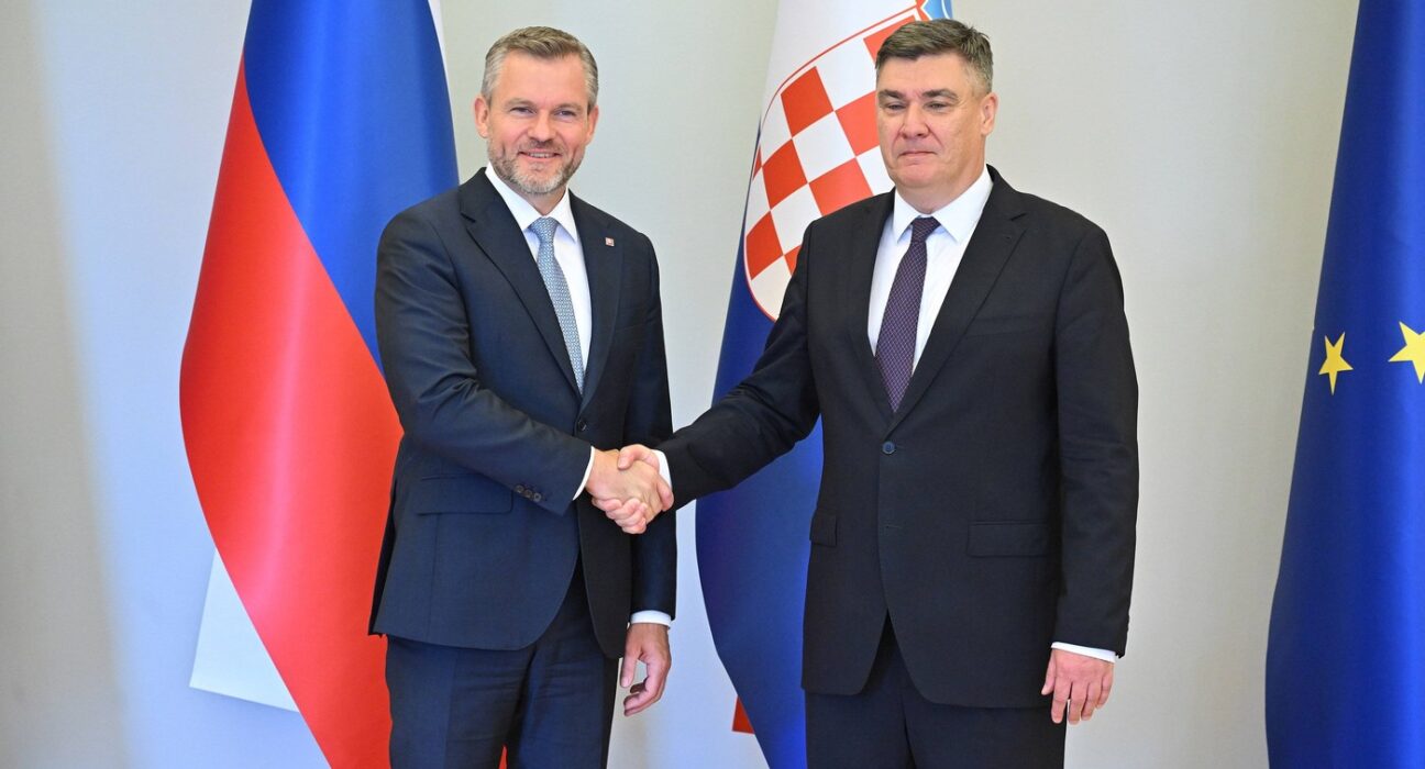 Doi președinți din estul Europei cer liderilor occidentali să reia dialogul cu Rusia. „Oameni spectaculos de incompetenți”