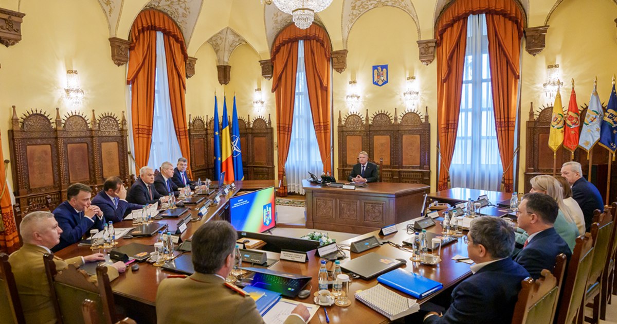 „Privind înapoi cu mânie!” Probleme ale comunicării strategice a României în contextul Războiului din Ucraina