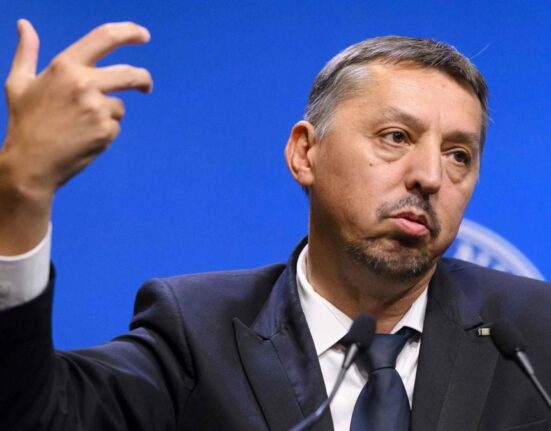 Ministrul Educației, Daniel David promite: Nu dăm oameni afară