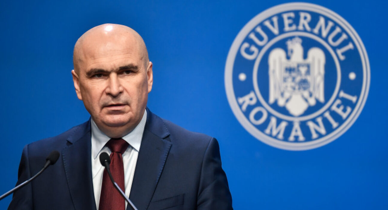 Premierul Bolojan cere revocarea directorului Eximbank, după scandalul care implică vila RA-APPS și chirii de lux