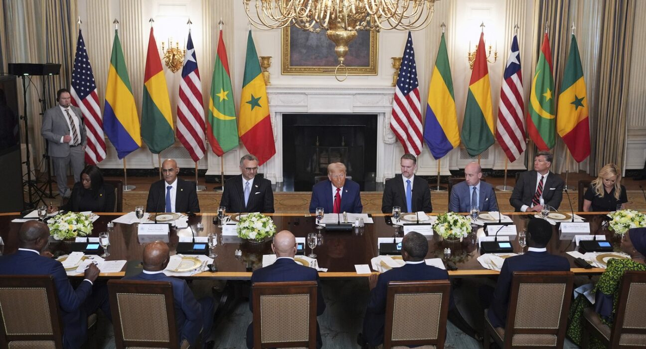 VIDEO Gafă la Casa Albă. Trump l-a întrebat pe președintele Liberiei unde a învățat engleza, limba oficială a țării sale