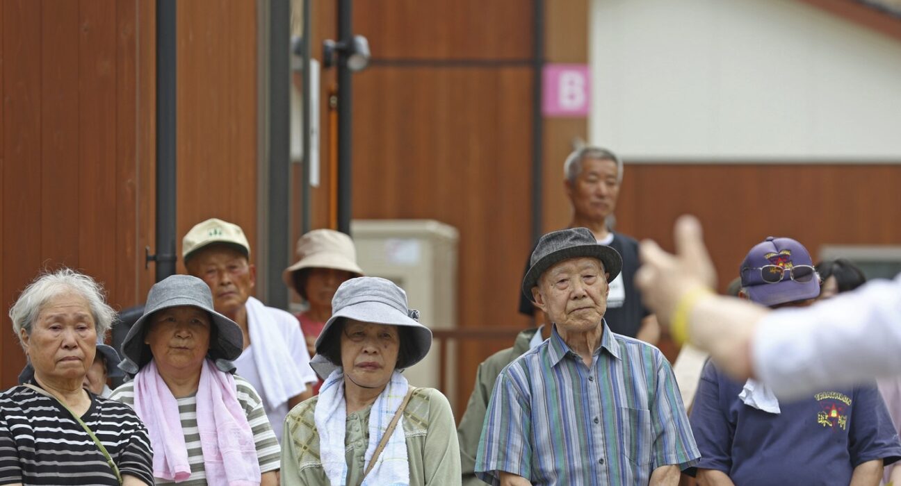 România are aproape 250 de localități mai îmbătrânite decât Japonia