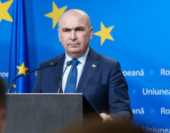 Congresul extraordinar al PNL se reunește pentru alegerea noii conduceri. Bolojan candidează la funcția de președinte