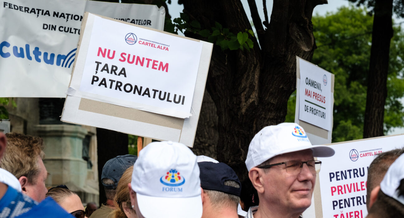 Sindicaliștii ies în stradă luni, în jurul Parlamentului. Cartel Alfa: „Guvernul lovește în demnitatea angajaților”