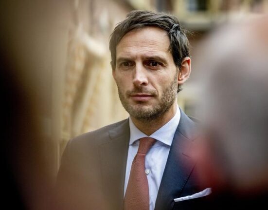 UE vrea acțiuni climatice mai ambițioase din partea Chinei și o „încurajează” să renunțe la cărbune