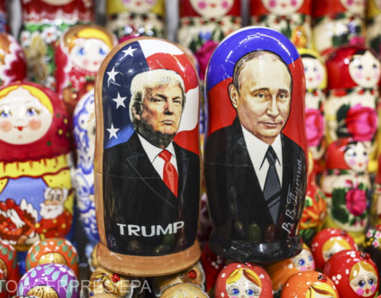 Rusia vrea negocieri pentru pace, dar acuză Ucraina de tergiversări. Trump amenință regimul Putin cu tarife de 100%