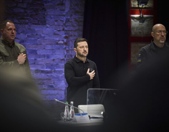 Invocând „imensa lui experiență”, Zelenski anunță oficial cine va fi noul ministru al Apărării, în cea mai amplă remaniere de la începutul războiului