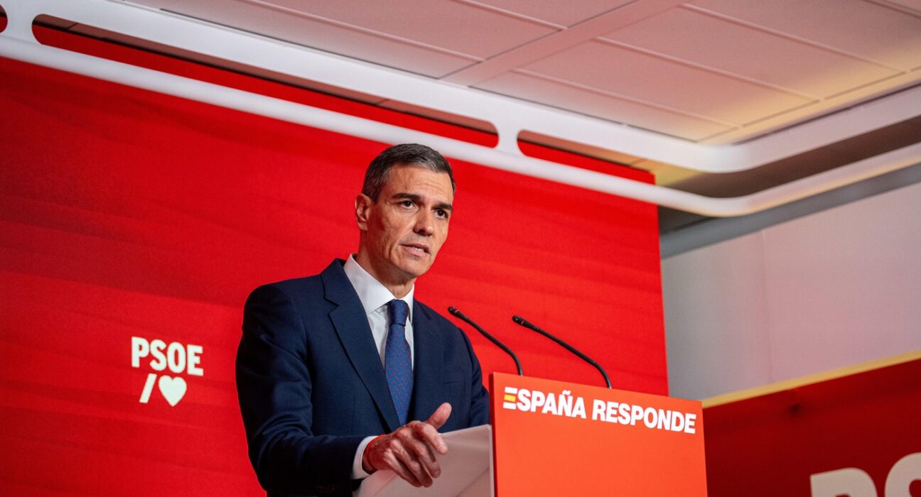 Premierul Pedro Sanchez subliniază beneficiile aduse de imigrație, în contextul violențelor din Spania