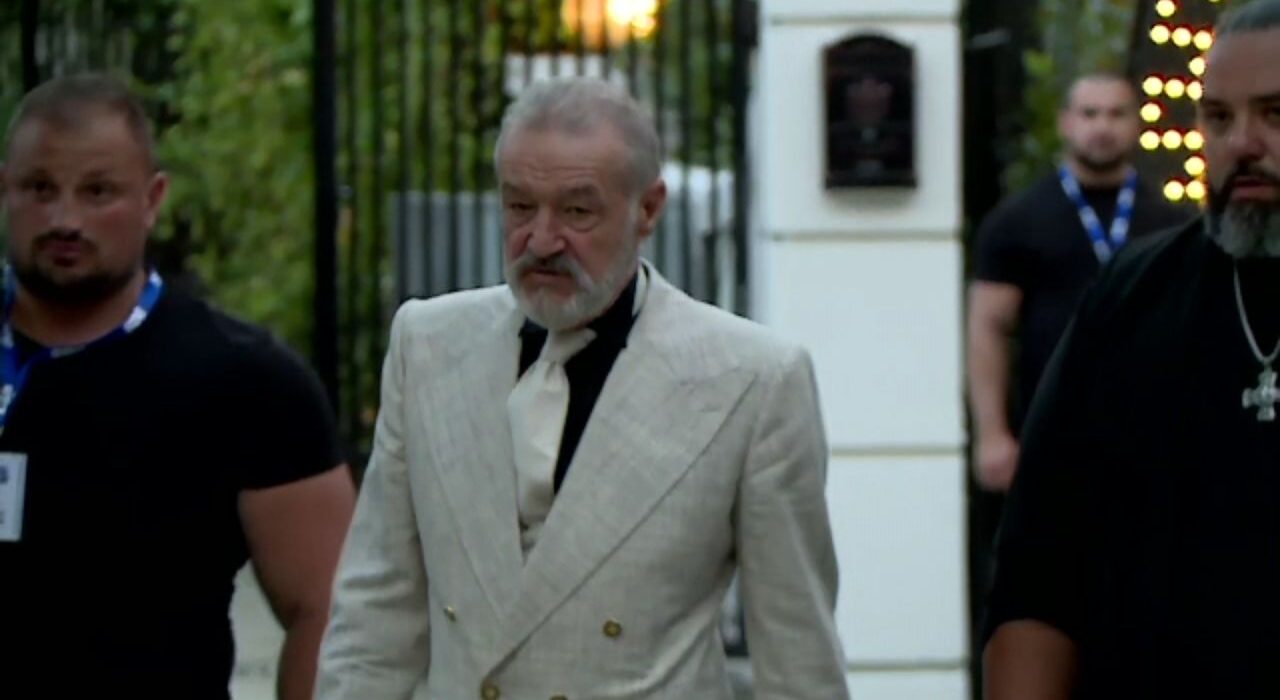 ”Supărat pe vreun jucător?” Gigi Becali a răspuns fără să stea pe gânduri: ”Nu mai joacă niciodată fotbal!”