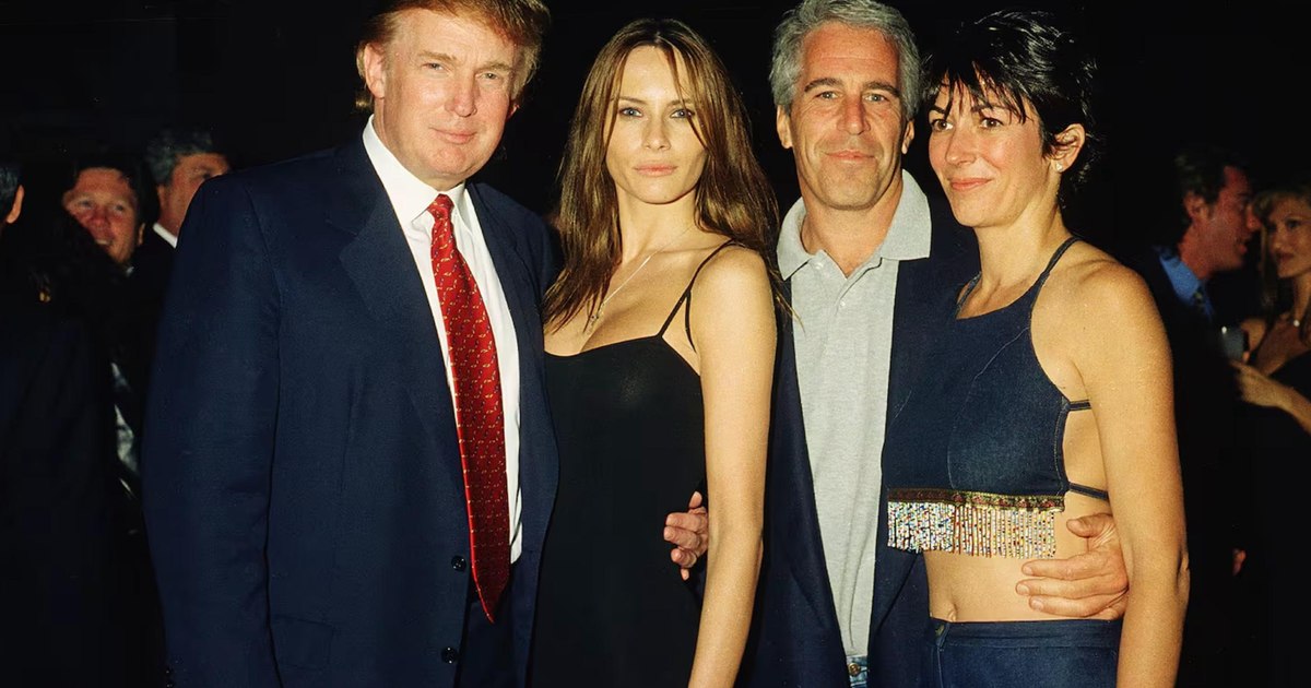 Guardian: Trump încearcă să minimizeze prietenia sa îndelungată cu Jeffrey Epstein. De la „e prietenul meu, un tip grozav”, la „nu eram un fan al lui”