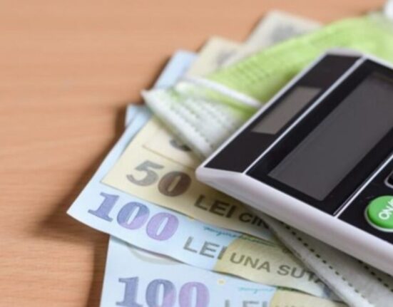 Asistații sociali, vizați de popririle pe venituri care vor fi impuse Guvernul pentru cei care au restanțe la stat