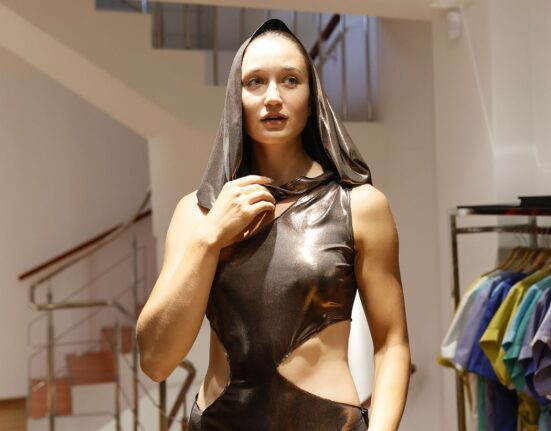 Simona Radiș, așa cum nu ați mai văzut-o niciodată: „Îmi îndeplinesc un vis din copilărie!” + Campioana olimpică și Sabrina Voinea vor fi în premieră vedete pe un podium de modă