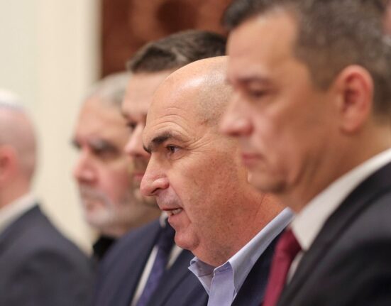 Prima ședință a coaliției, pe fondul nemulțumirilor din PSD privind tăierea finanțărilor pentru proiecte