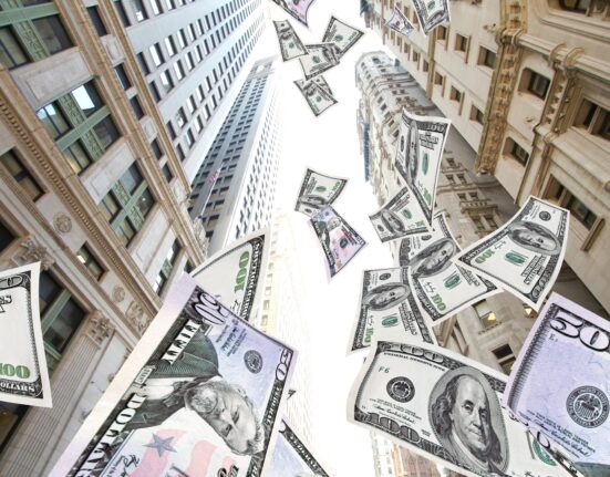 O „balenă” misterioasă a făcut un profit de 17.000.000% dintr-o investiție făcută cu 14 ani în urmă în bitcoin