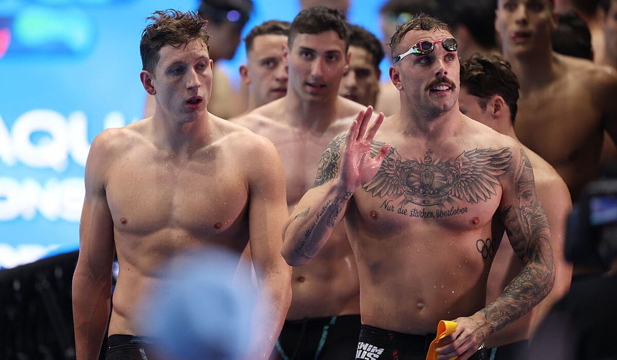 E Pan Zhanle marele rival al lui David Popovici la CM din Singapore? Ștafeta de 4X100 m liber a răsturnat calculele! AUR cu timp inuman