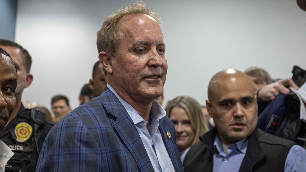 Fraudă ipotecară: Procurorul general din Texas a declarat trei locuințe ca reședință principală