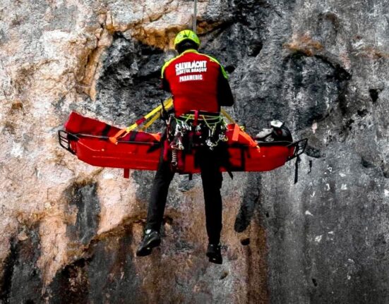 Salvamont România contestă reducerea sporurilor pentru condiții vătămătoare de muncă: „Măsură este profund nedreaptă față de salvatorii montani”