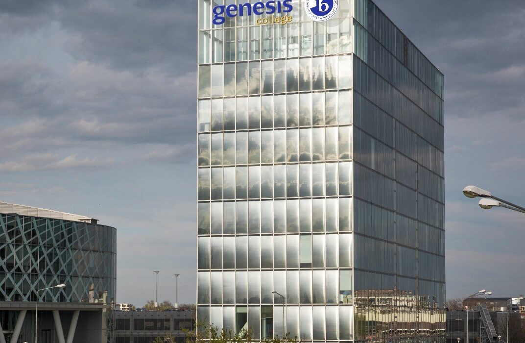 Mozaik Investments devine acționar majoritar al Genesis College, care își mută campusul într-o clădire din Petrom City