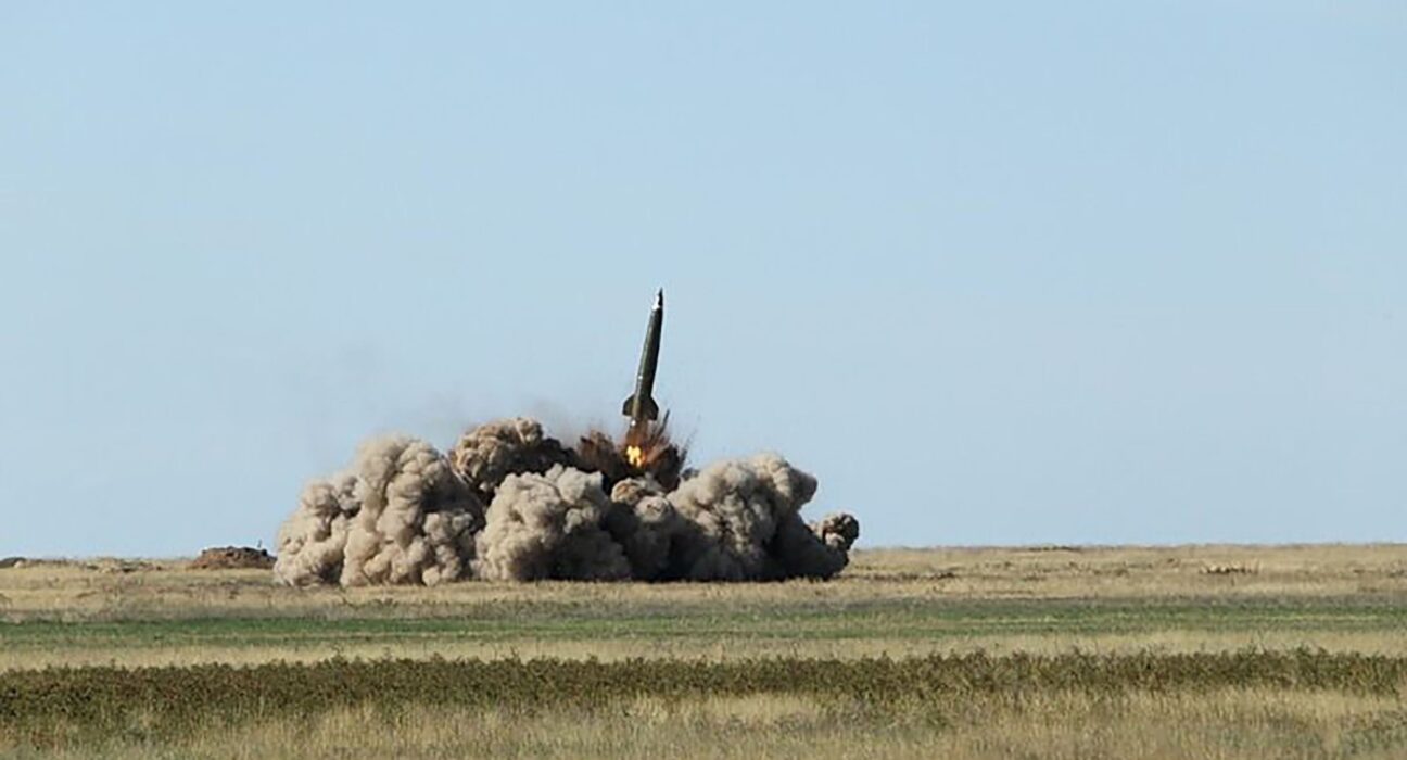 Rachetele Oreșnik intră în dotarea armatei ruse, anunță Putin. Etapa de testare a rachetei hipersonice s-a încheiat