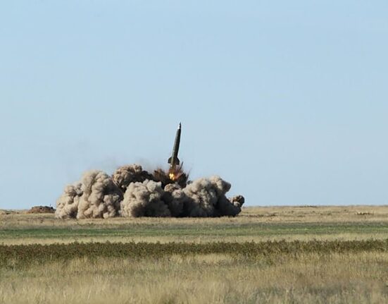 Rachetele Oreșnik intră în dotarea armatei ruse, anunță Putin. Etapa de testare a rachetei hipersonice s-a încheiat