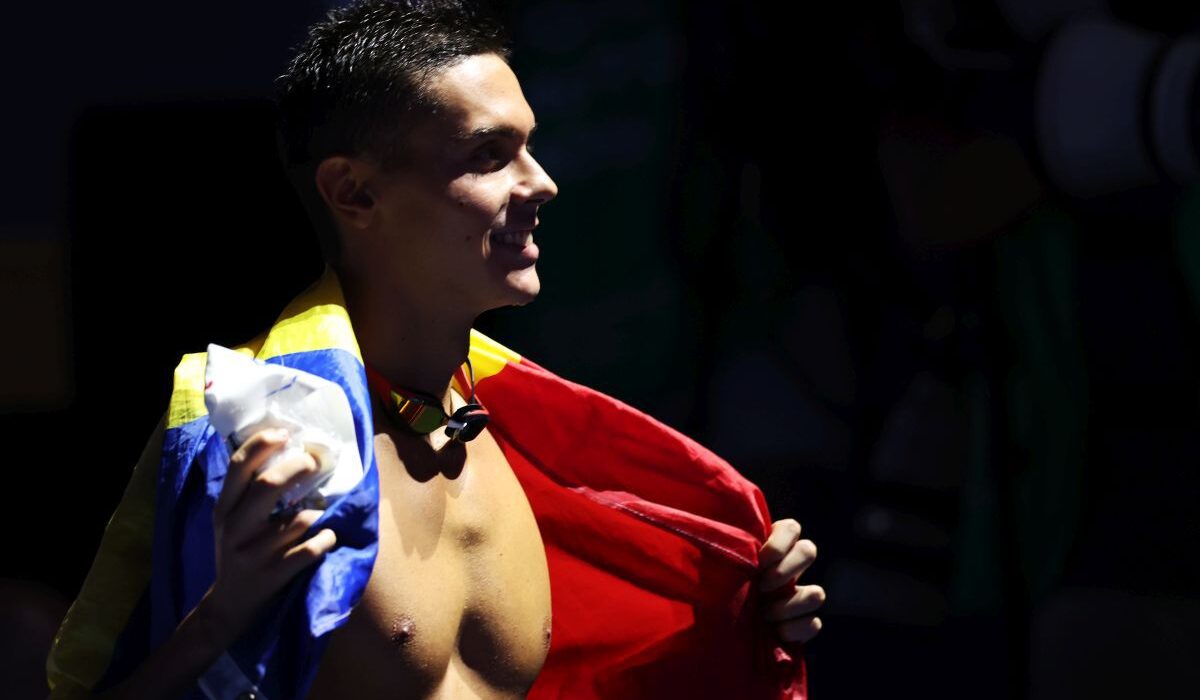 „Dacă nu vezi lumina de la capătul tunelului, fii tu acea lumină” » David Popovici, elogiat de Gazzetta dello Sport