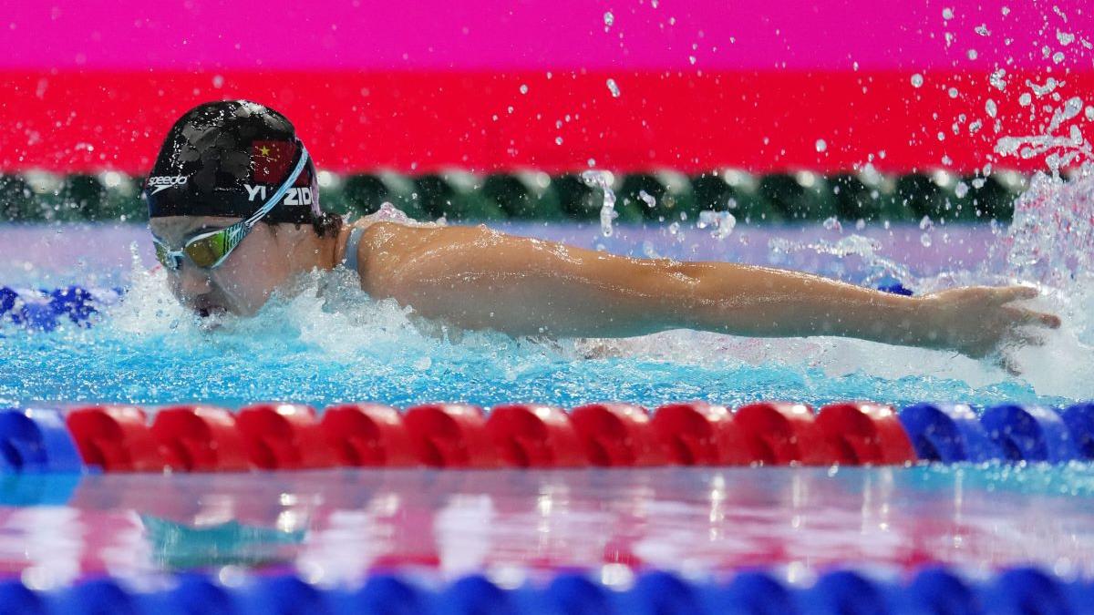 O chinezoaică de 12 ani devine cea mai tânără medaliată din istoria Campionatelor Mondiale de Natație