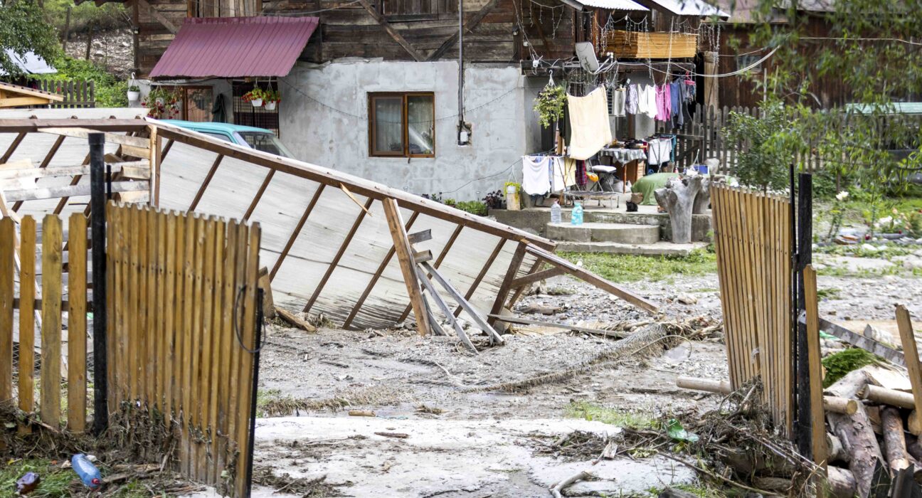 Inundații în Suceava și Neamț: România va activa mecanismul european RESTORE pentru refacerea zonelor afectate